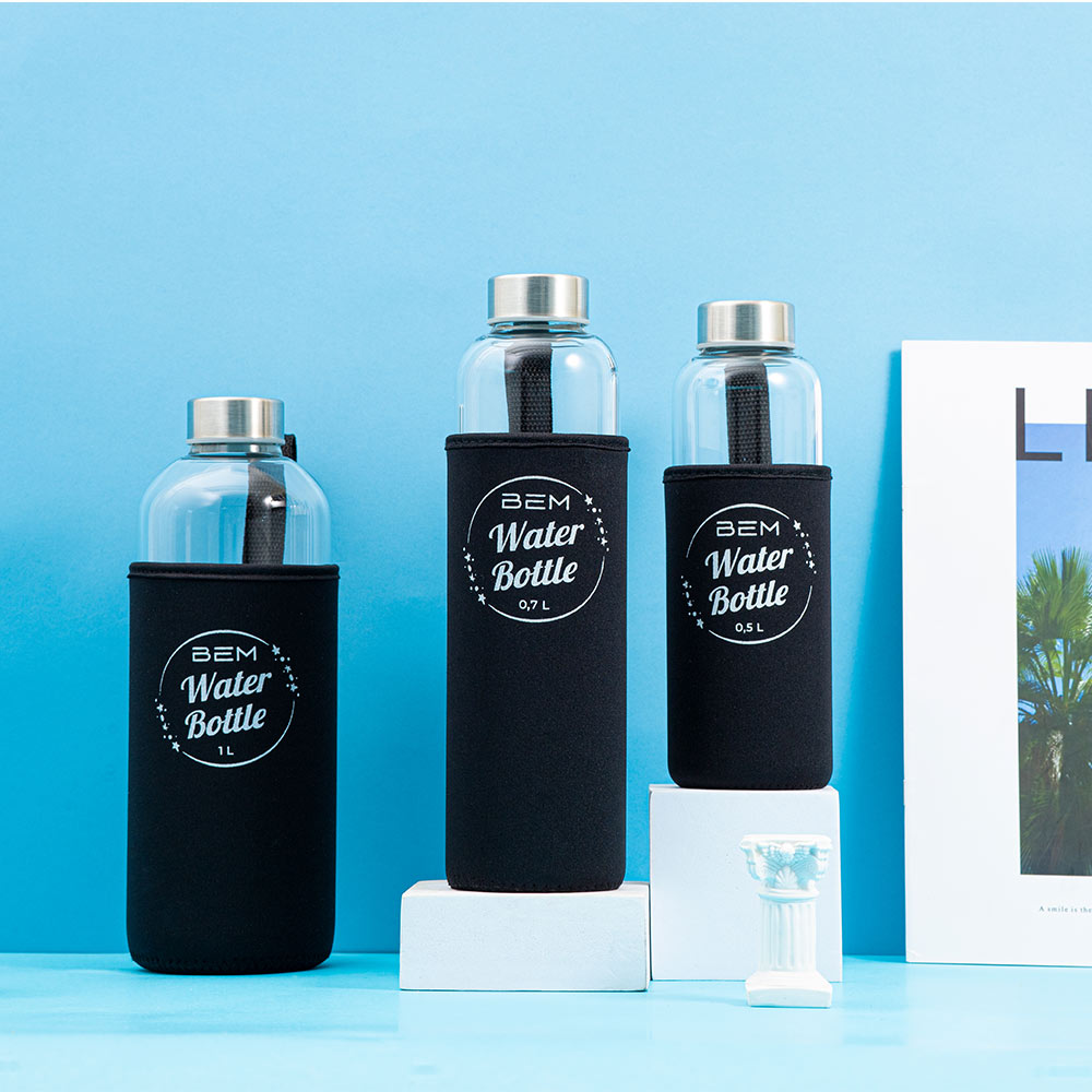 BEM Water Bottle-SET: 3 x Trinkflaschen je in schwarzer Hülle +