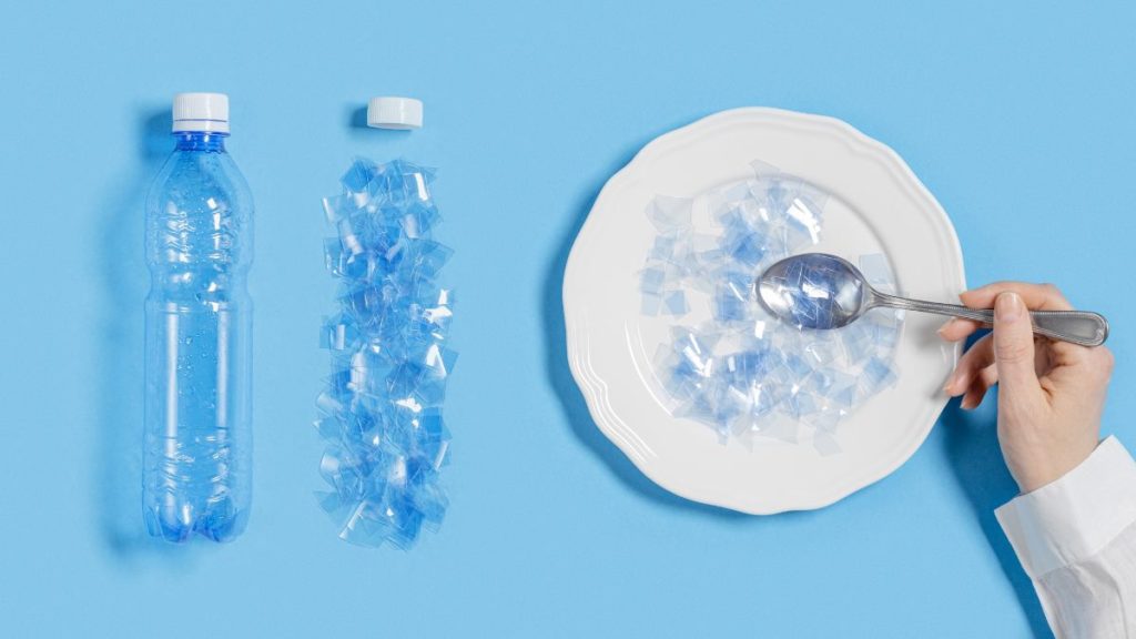 Kann man Mikroplastik aus dem Wasser filtern?